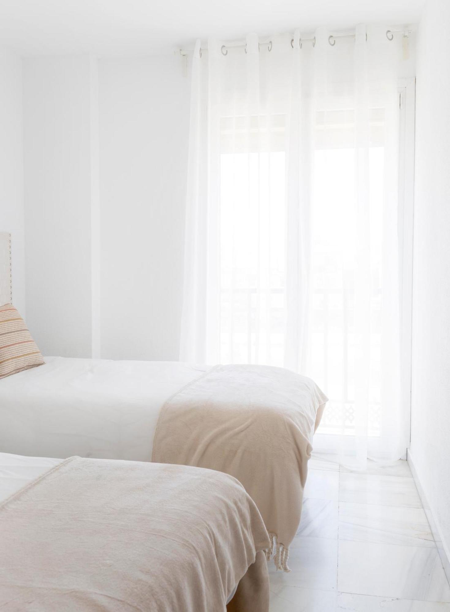 4Seasons Rosaleda SuiteMálaga Eksteriør billede